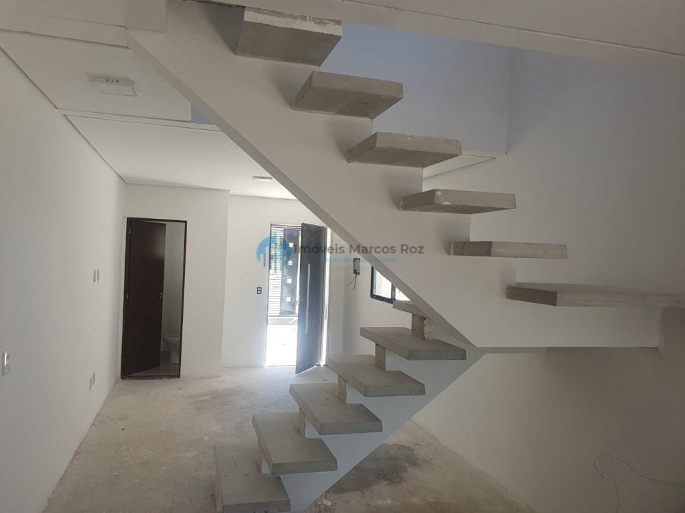 Casa à venda  no Jardim Ana Cristina(votupoca) - Barueri, SP. Imóveis