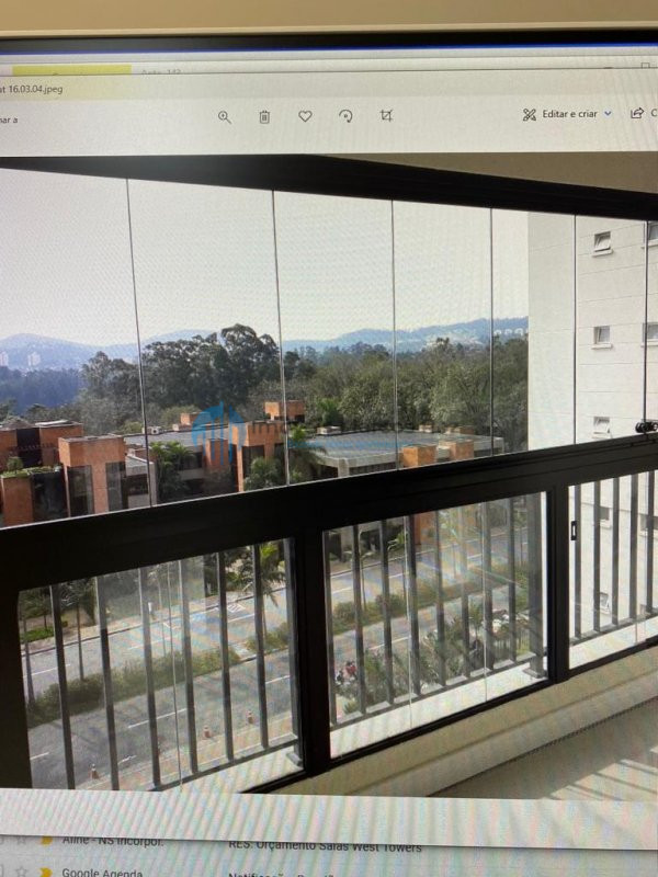 Apartamento para alugar  no Alphaville Empresarial - Barueri, SP. Imóveis
